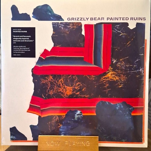 Grizzly bear painted ruins - grizzly, –